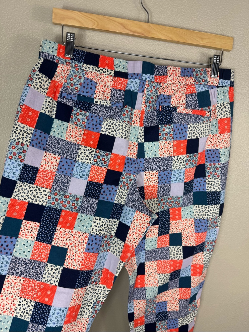 Lands’ End Patchwork Colorful Mid Rise Pull On Chino Ankle Pants Size 14W G - Picture 9 of 12